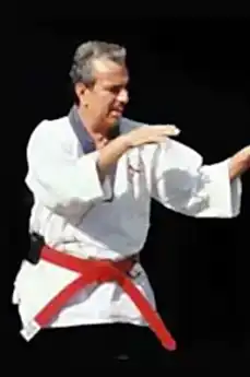 Eli Avikzar